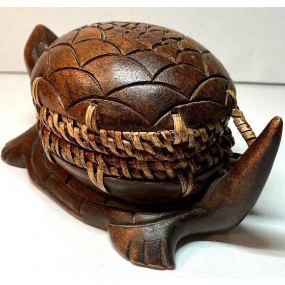 Lombok Indonesia Wood Turtle Trinket Box with Woven Wicker Rattan - Picture 6 of 12
